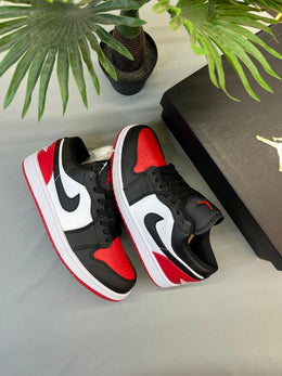 AIR JORDAN RETRO 1 LOW BRED TOE SANTA