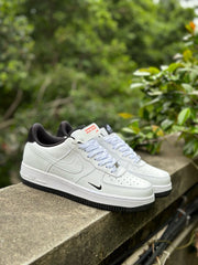Airforce 1 WHITE BLACK MINI SWOOSH 2025