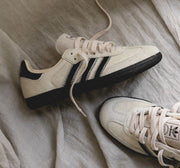 ADS SAMBA WONDER BLACK WHITE