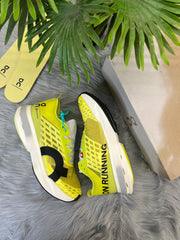 RUNNING CLOUD BOOM STRIKE LIME